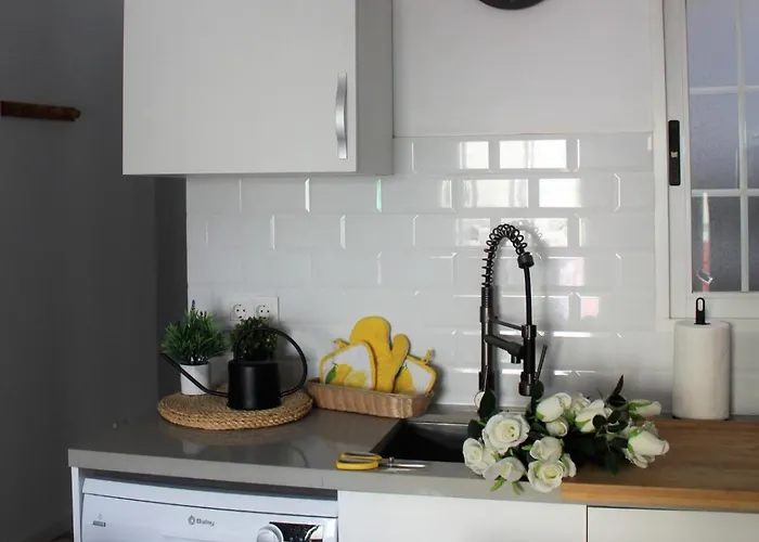 Piso Cerca Universidades Y De La Playa Apartman