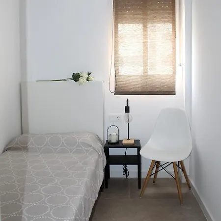 Apartamento Piso Cerca Universidades Y De La Playa Valencia